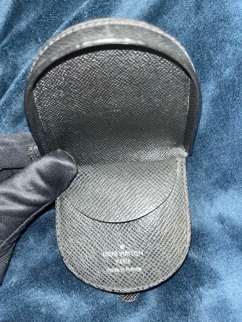 ルイヴィトン タイガ ポルト・モネ・キュヴェット ケース タイガ メンズ