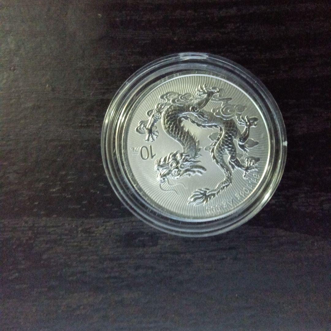 【中国 雲龍図 銀貨 2025年 1オンス／10元】未使用・カプセル入り 中国 10元 ドラゴン銀貨 1oz 2025年 龍・万里の長城ケース入り2枚