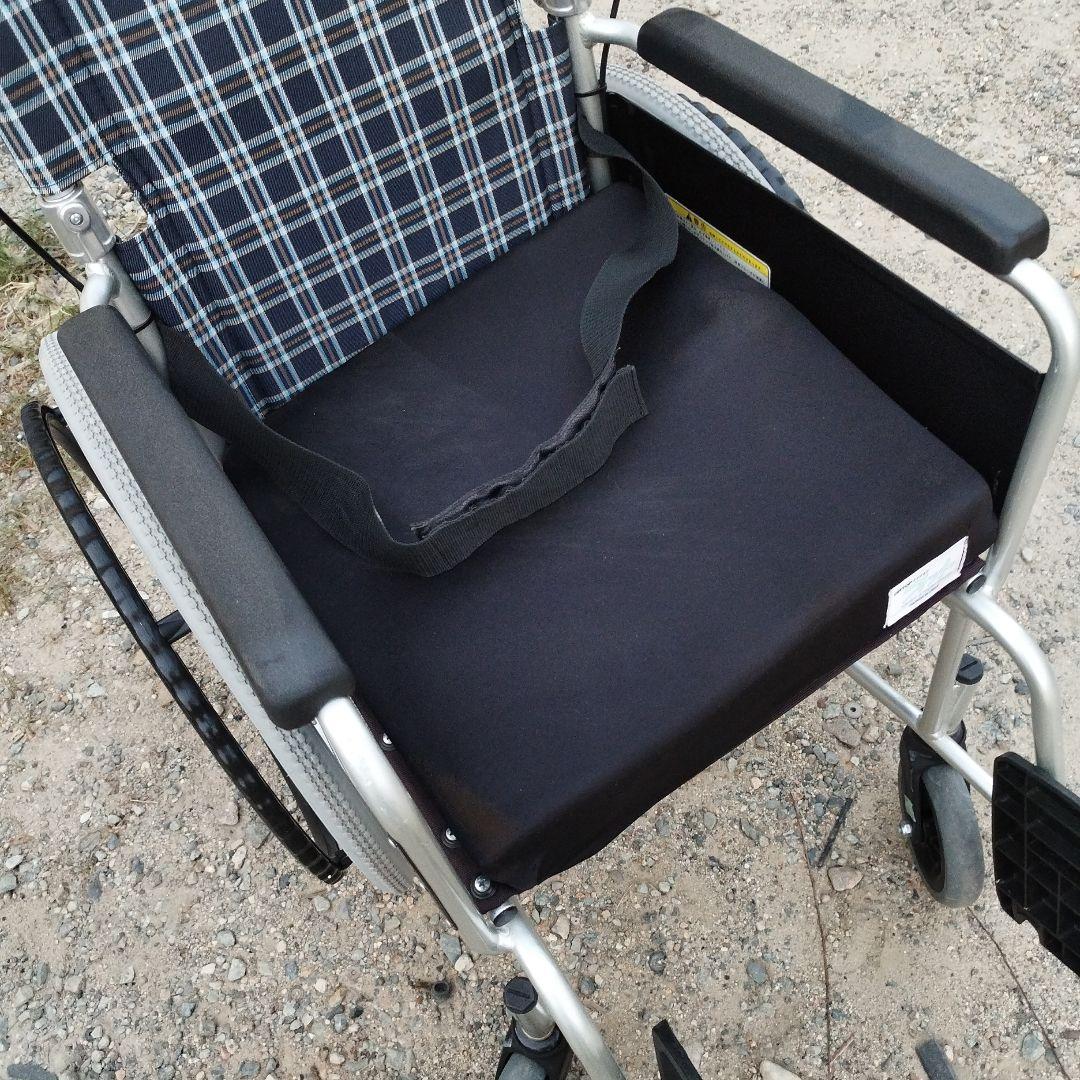 自走用車椅子 チェック柄（青・黒）
