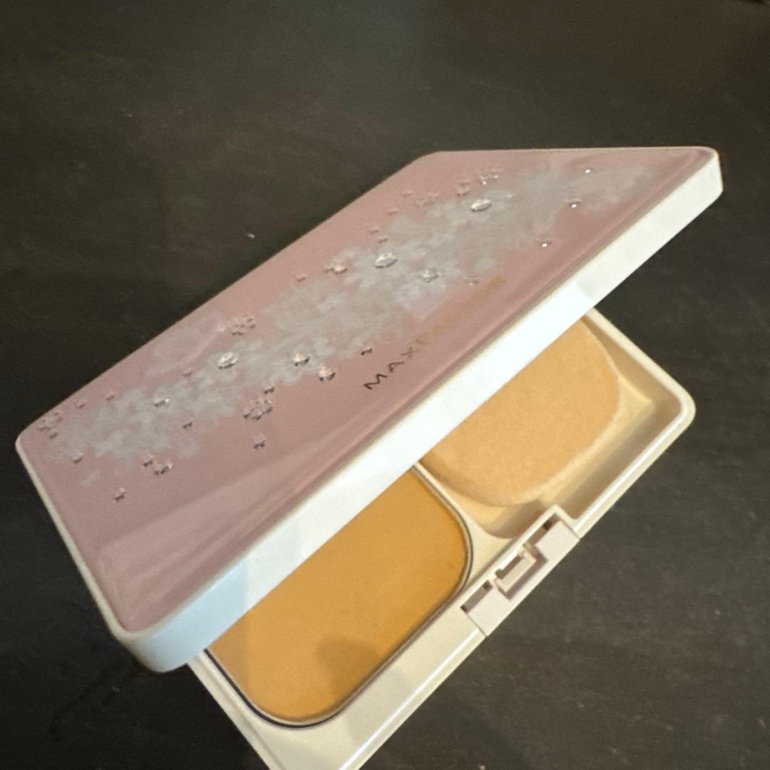 rie様さんのMAX FACTOR パウダーファンデーションセットx3セット