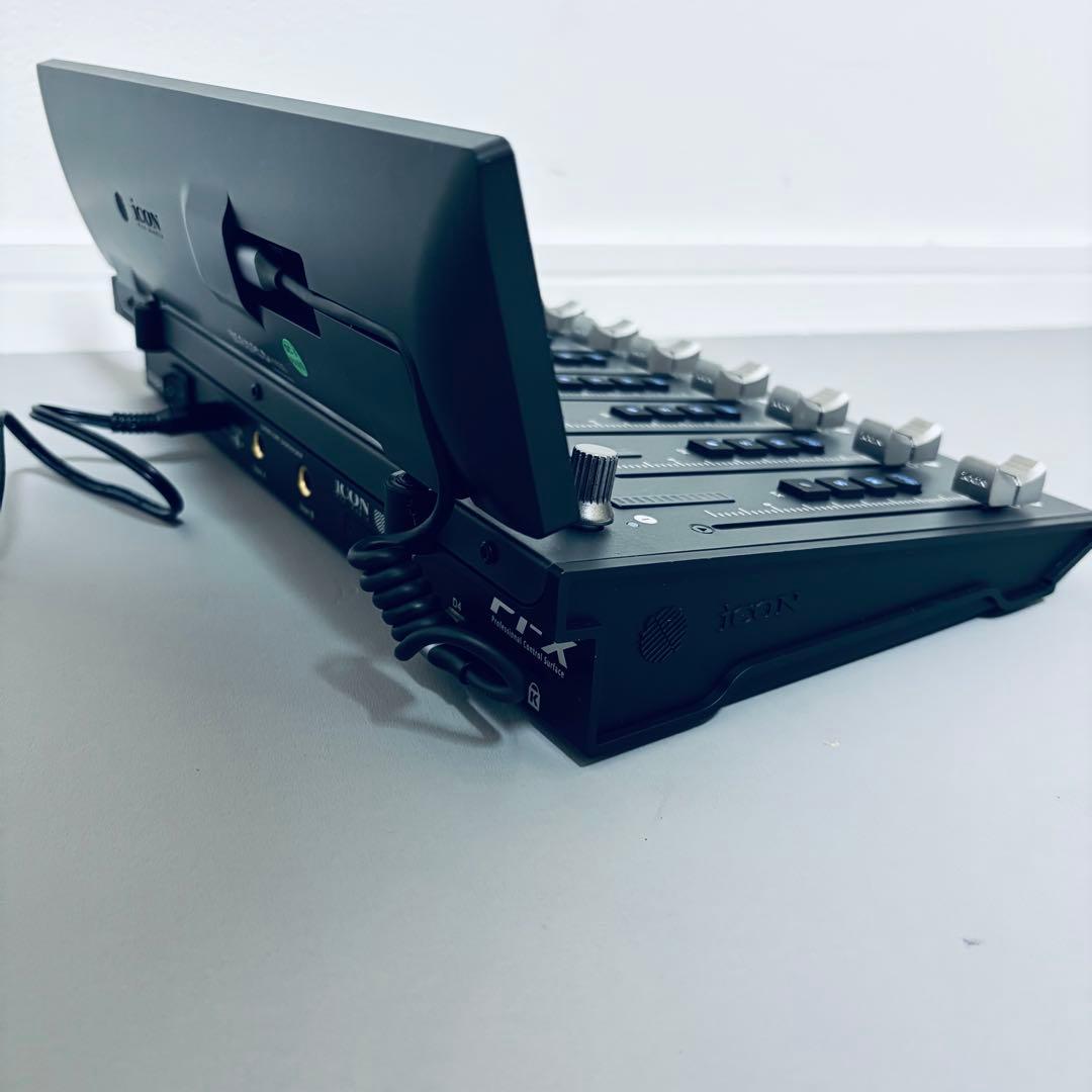 美品 ICON P1-X フィジカルコントローラー D4付 Logic対応 - メルカリ