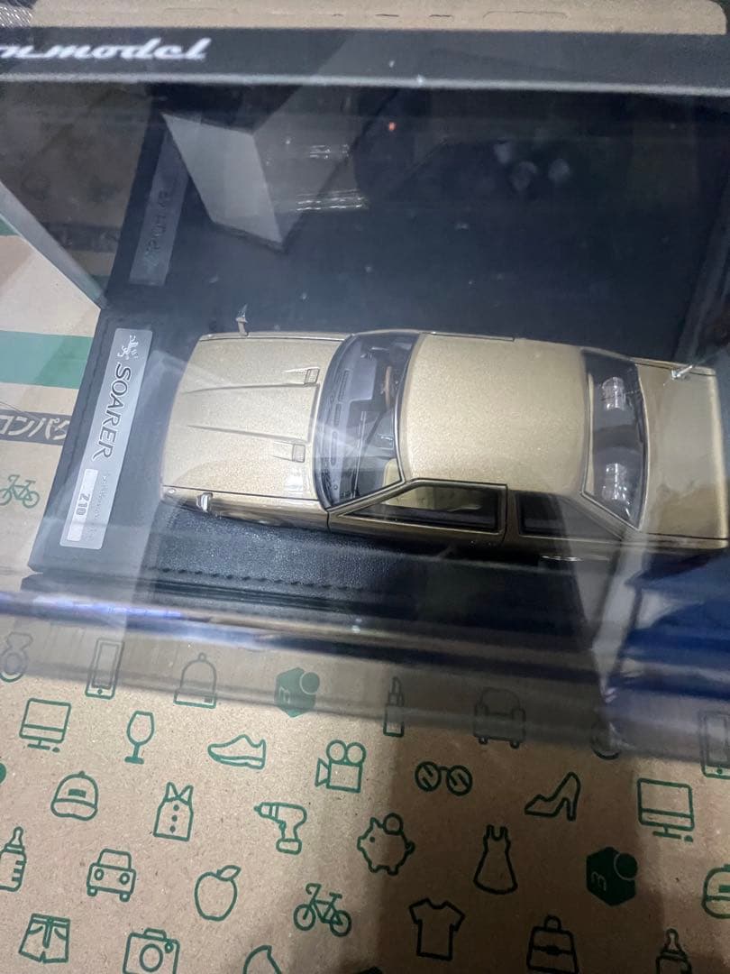 イグニッションモデル1/43 ソアラ2800GT Z10 ゴールド/ブラウン - メルカリ