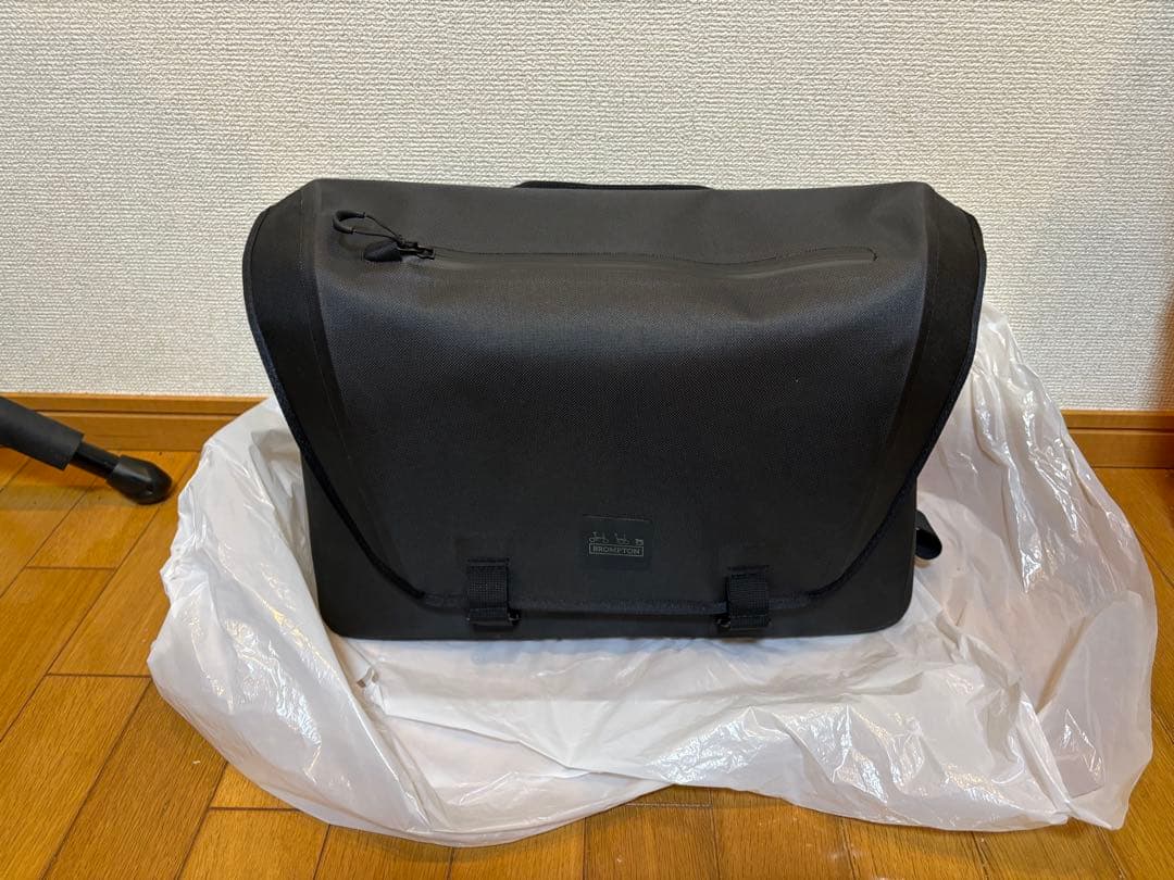 アクセサリー Brompton Messenger waterproof bag