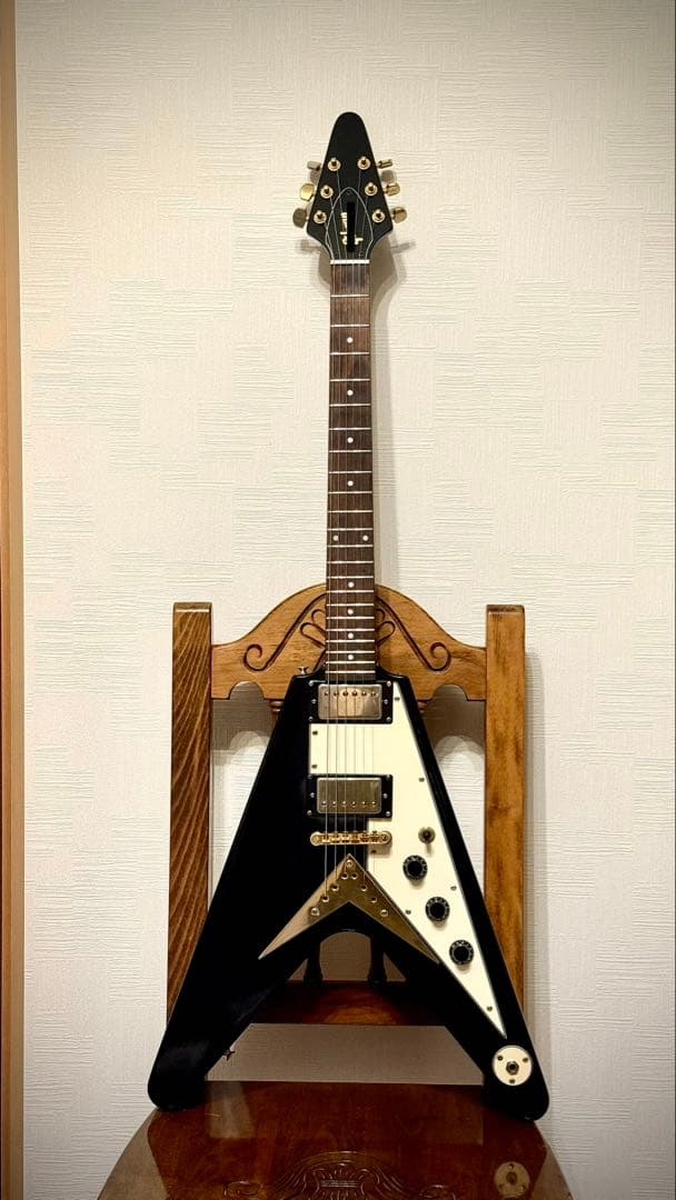 【レア】フライングV flying V Gibson ギブソン Flying V 1982 < Used / 中古品 > | ワタナベ楽器店