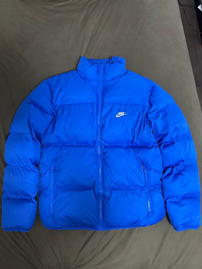 Nike ダウンジャケット 青
