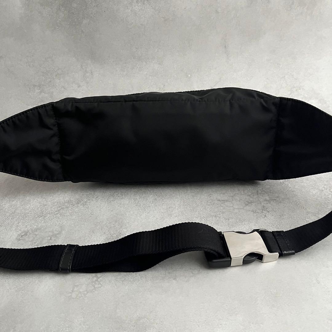極美品✨現行】PRADA ウエストバッグ RFID認識済み Re-Nylon - メルカリ