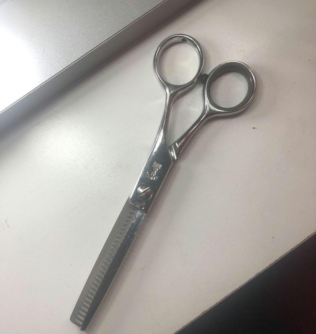マツザキ　FUZZY5528 理美容用　トリマー用　中古セニング 中古セニング】 A'Style Scissors DT06-628J （カット率30%）美容師用