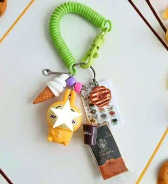 じゃらじゃらキーホルダー バッグチャーム - メルカリ
