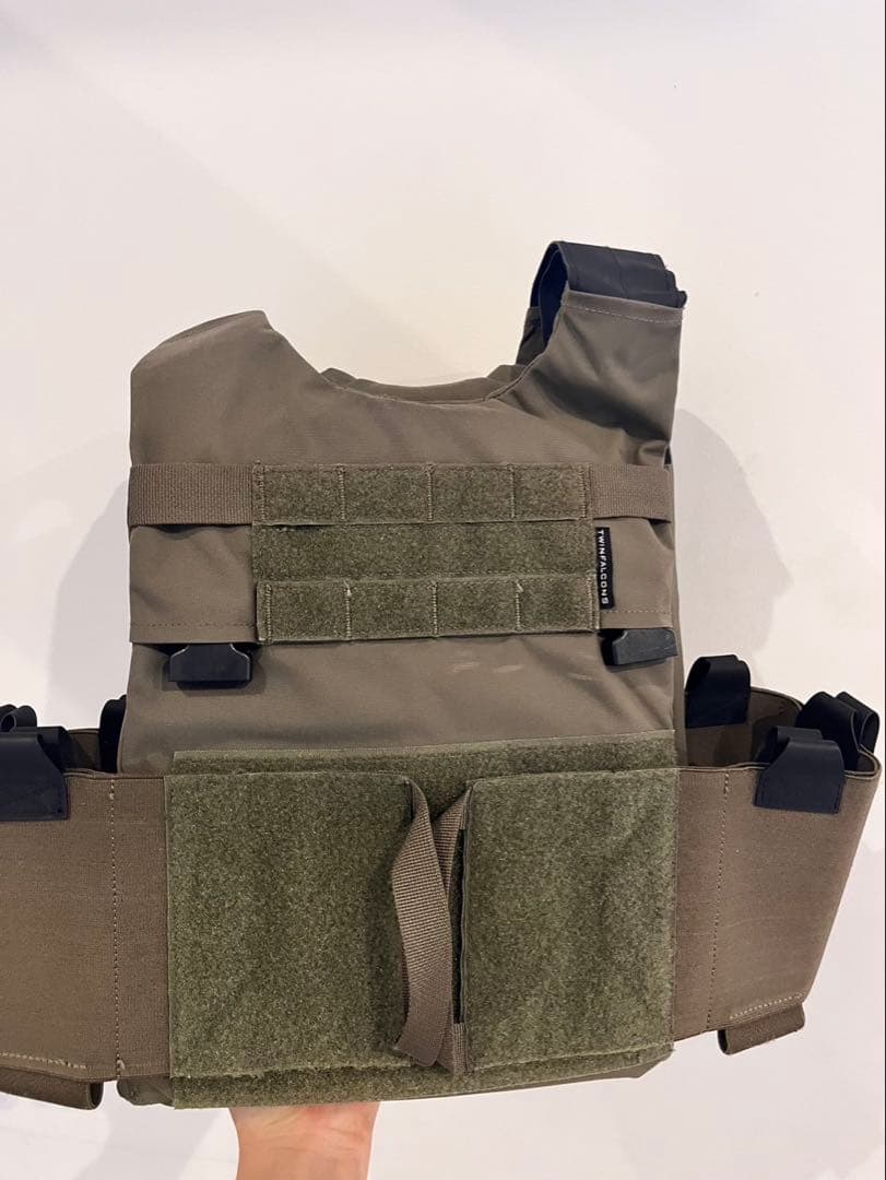 TWINFALCONS LV119タイププレートキャリア　レンジャーグリーン