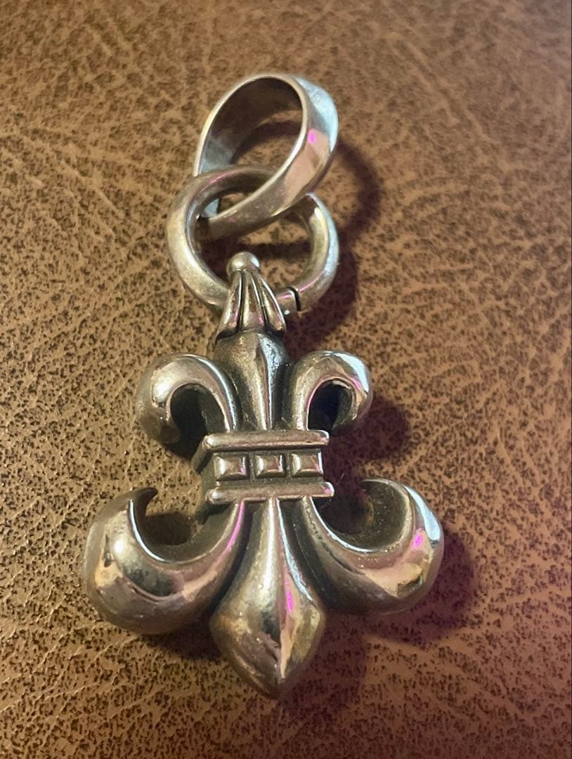 シルバー フルール・ド・リス ペンダント 925 21.9ｇ✨CH