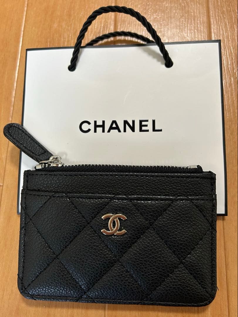 CHANELシャネル　ノベルティ　カードケースケース新品 CHANEL シャネル ノベルティ カード入れ カードケース｜Yahoo!フリマ