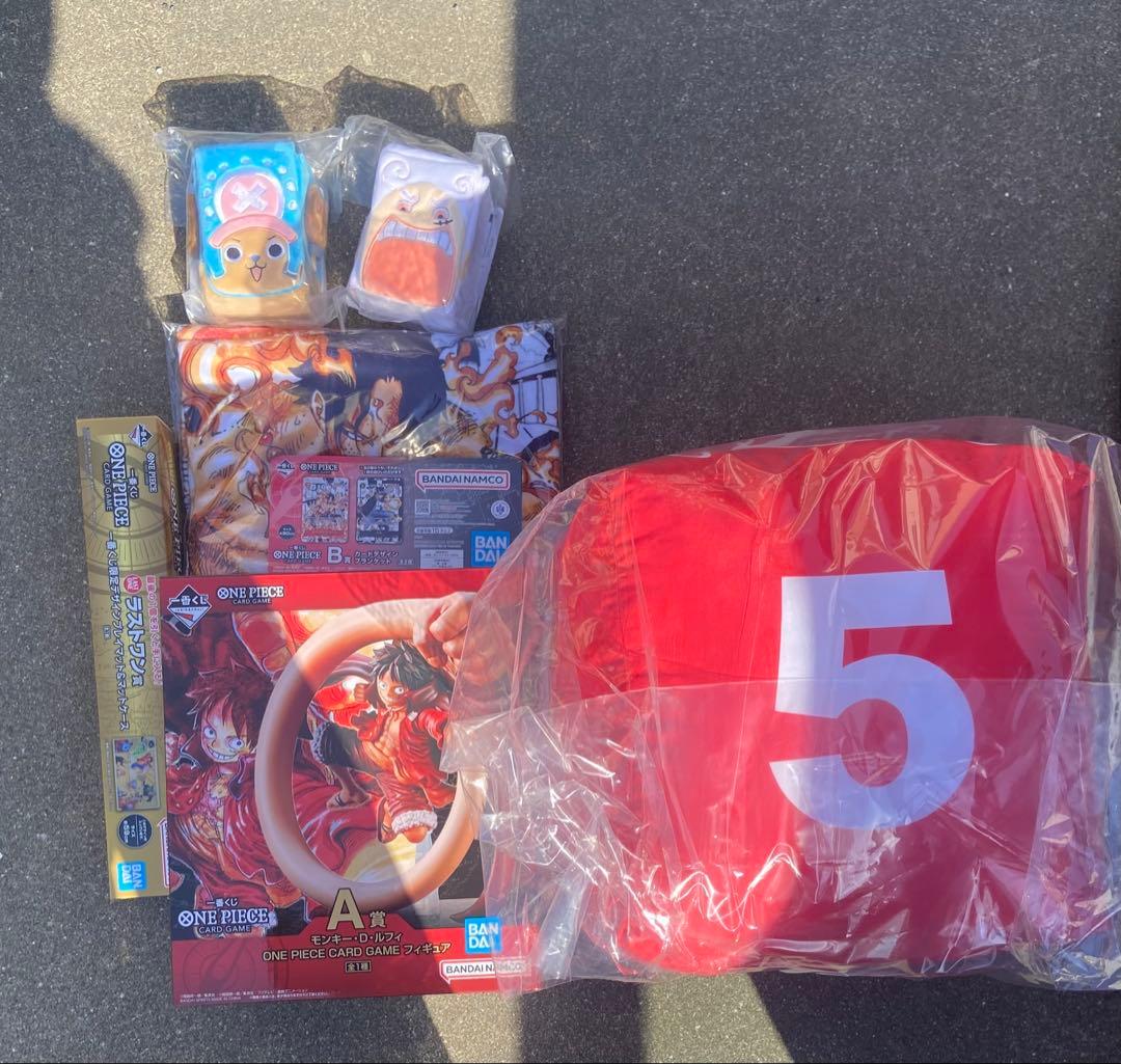 ONE PIECE ワンピカード 一番くじ a賞 b賞　c賞　e賞　ラストワン 一番くじ ワンピース The Greatest Battle～偉大なる航路へ～｜一番