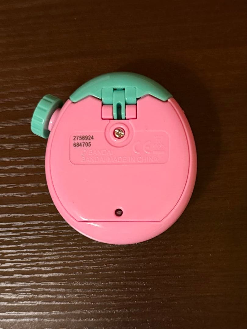 バンダイたまごっちパラダイス本体2台＋パーフェクトガイド（ピンク