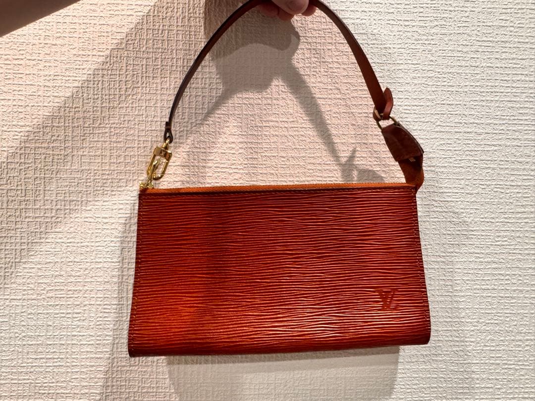 美品　ルイヴィトン　アクセソワール