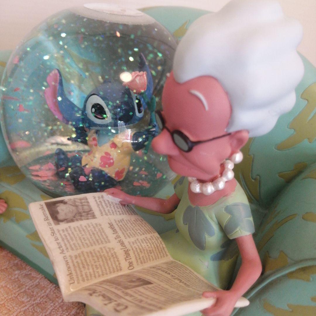 激レア☆リロ&スティッチ ソファー スノーグローブ 限定500ピンズ付