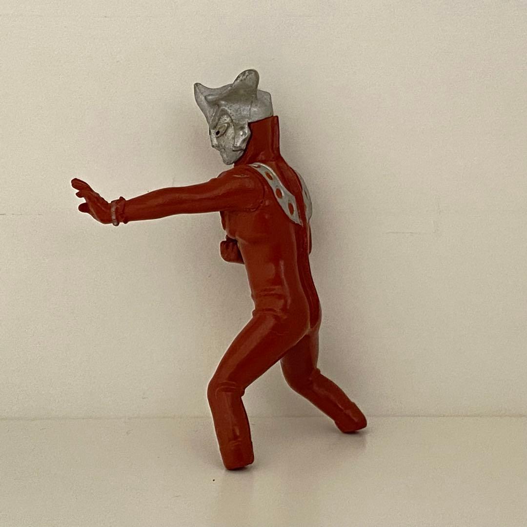 ウルトラ怪獣戯画 セブンが死ぬ時！東京は沈没する！ウルトラマンレオ