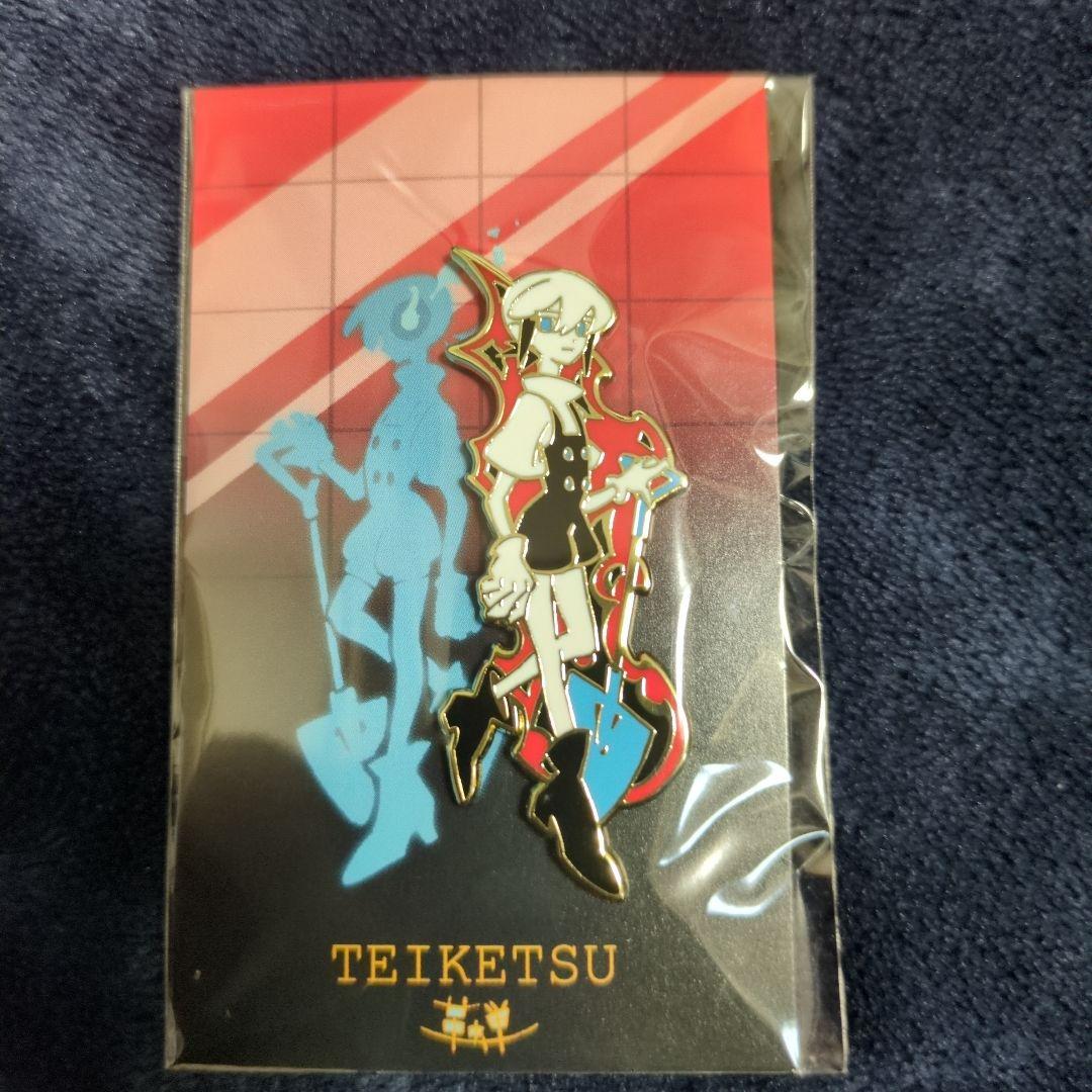 ずっと真夜中でいいのに。 革蝉展 ピンバッジ 低血ボルト にらちゃん