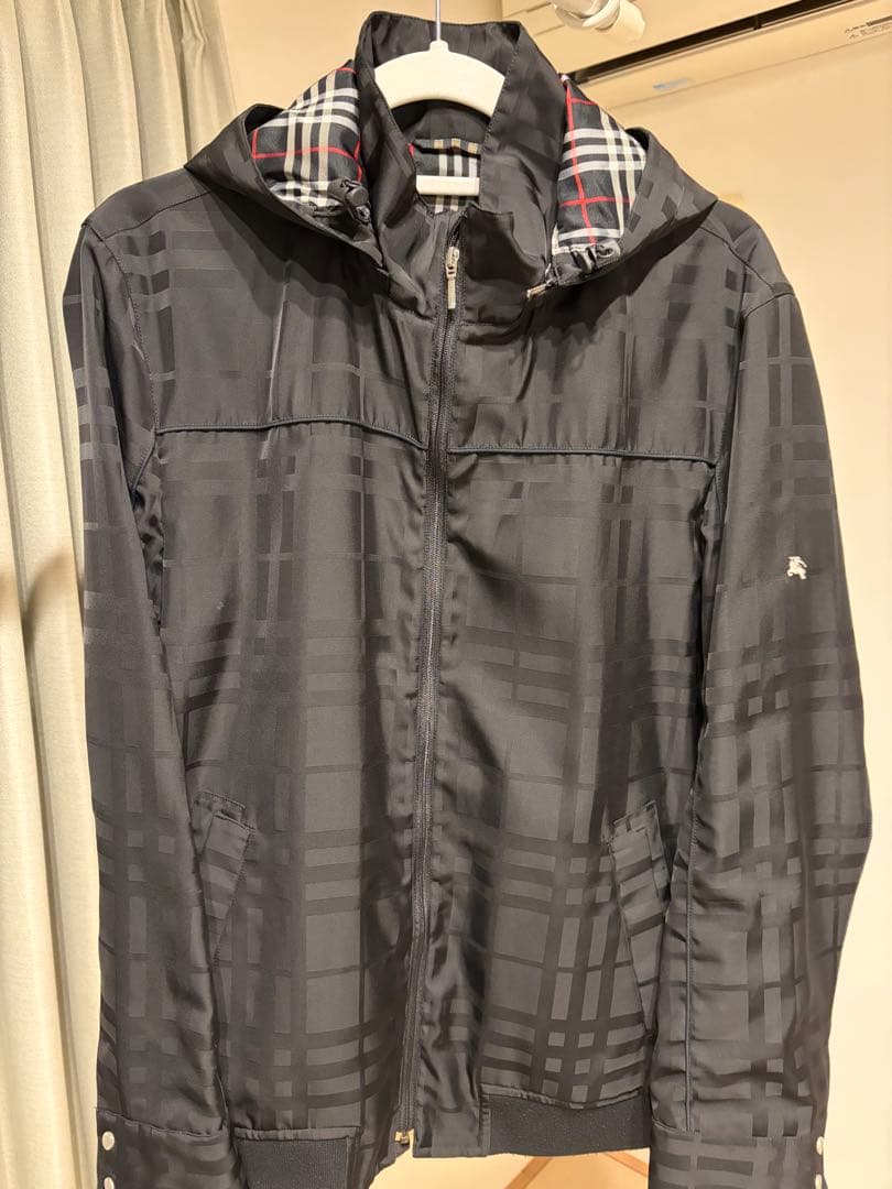 ナイロンジャケット ブラック チェック柄