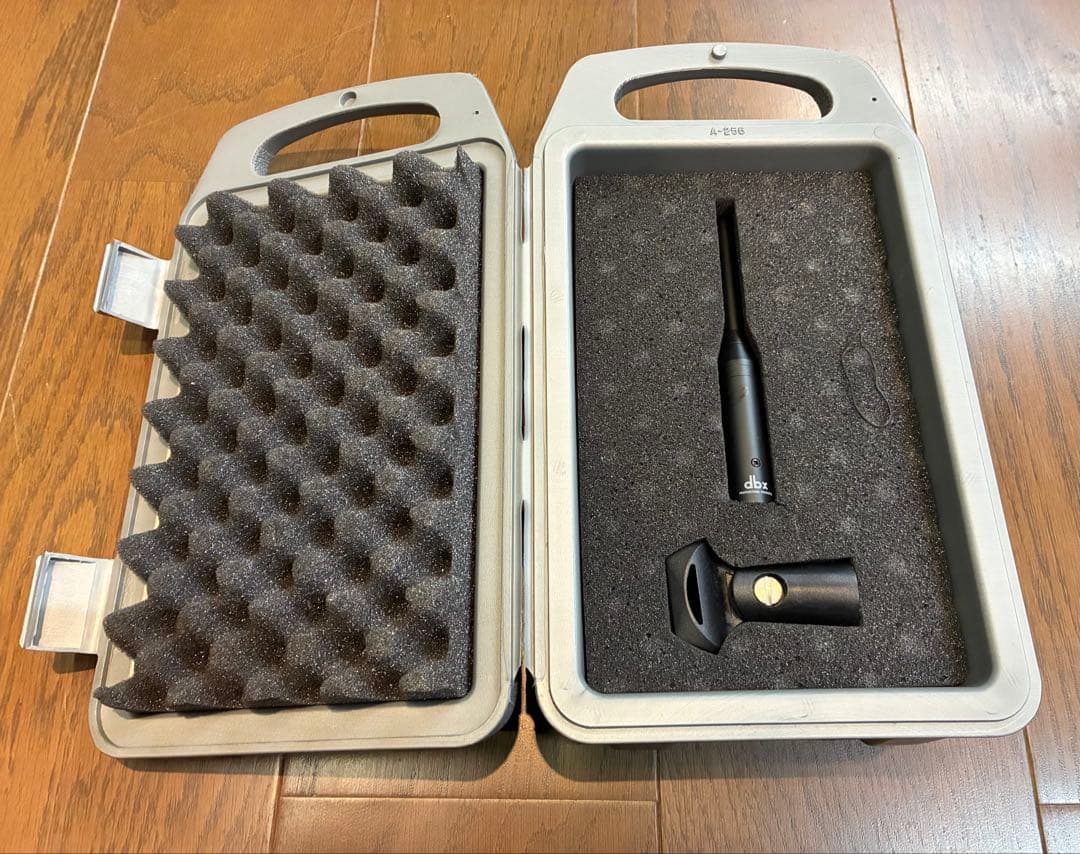 dbx ディービーエックス 音響測定用マイクロフォン RTA-M - メルカリ