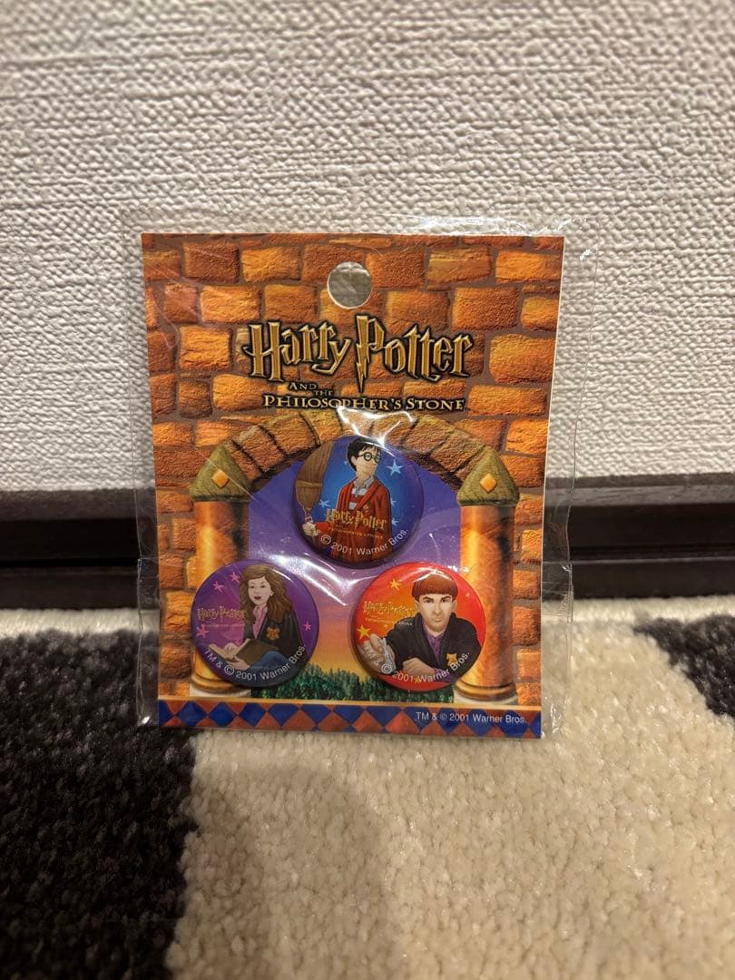 希少】 ハリーポッター 缶バッジ 2001年頃当時品 - メルカリ