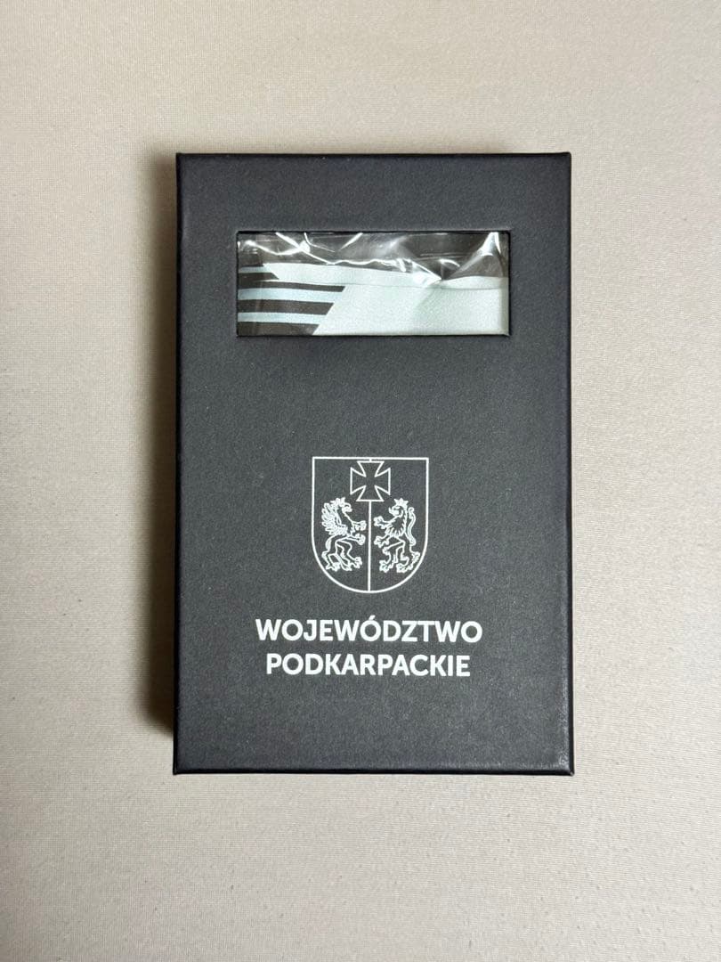 【希少品】ポーランド ポドカルパツキエ県 オリジナルスカーフ