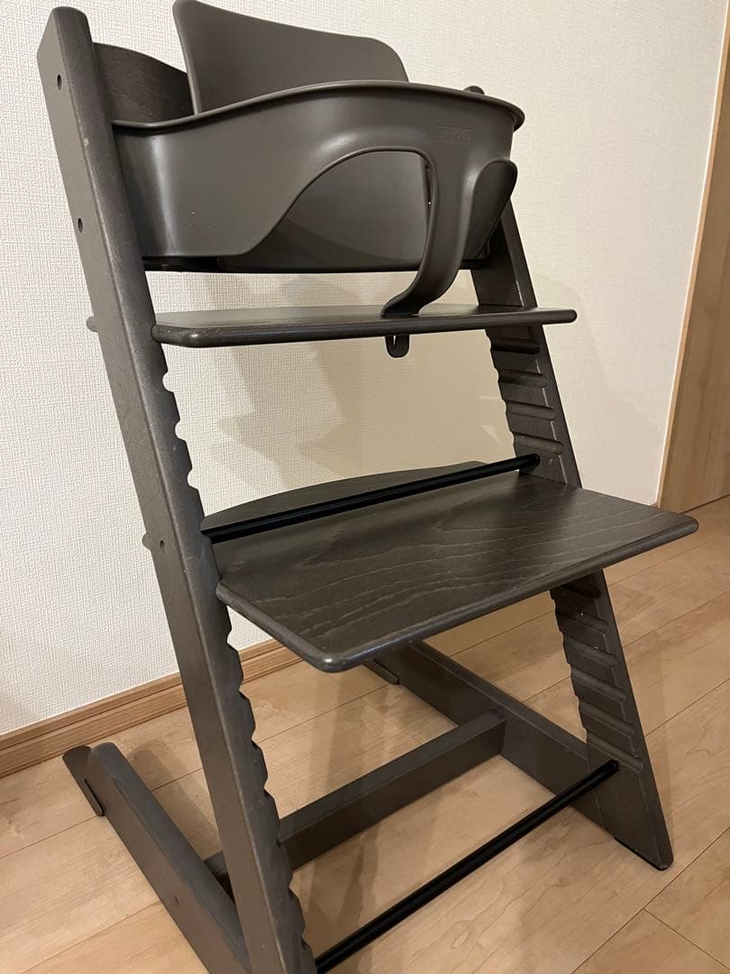 stokke グレー ハイチェア