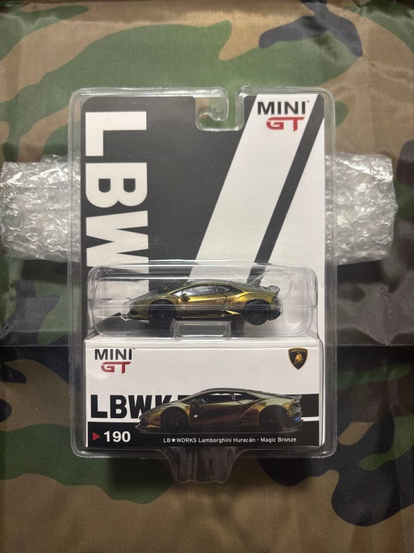 MiNiGT LBWORKS ランボルギーニウラカン　magic bronze