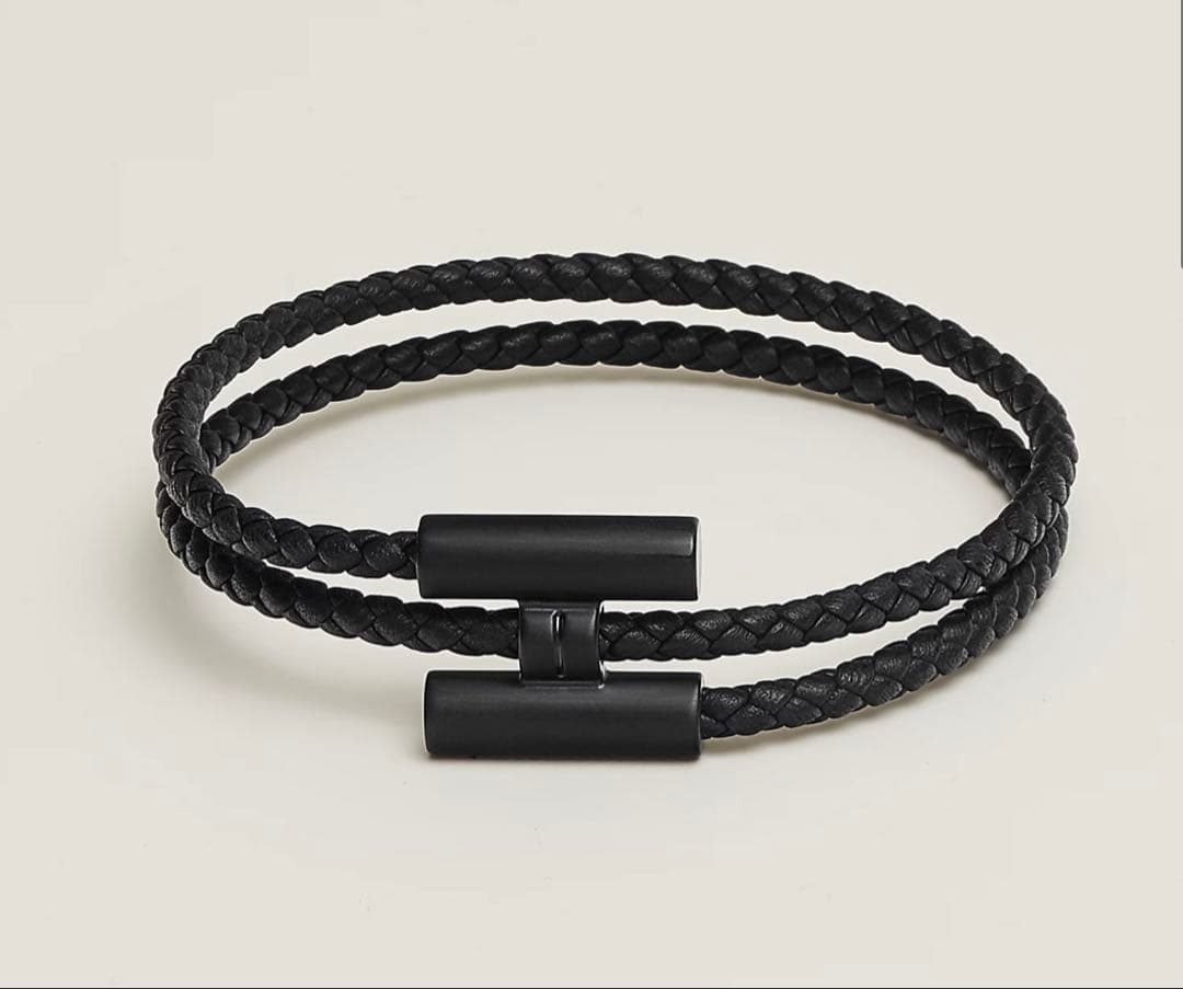 【新品未使用】HERMES エルメス レザーブレスレット《トゥルニ》トレッセ