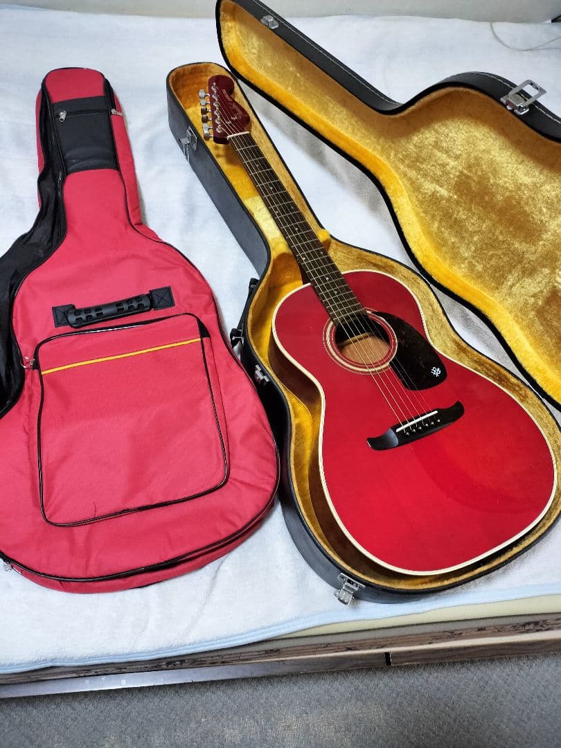 Fender CATALINA 花子 キャンディアップルレッドカラー ケース付