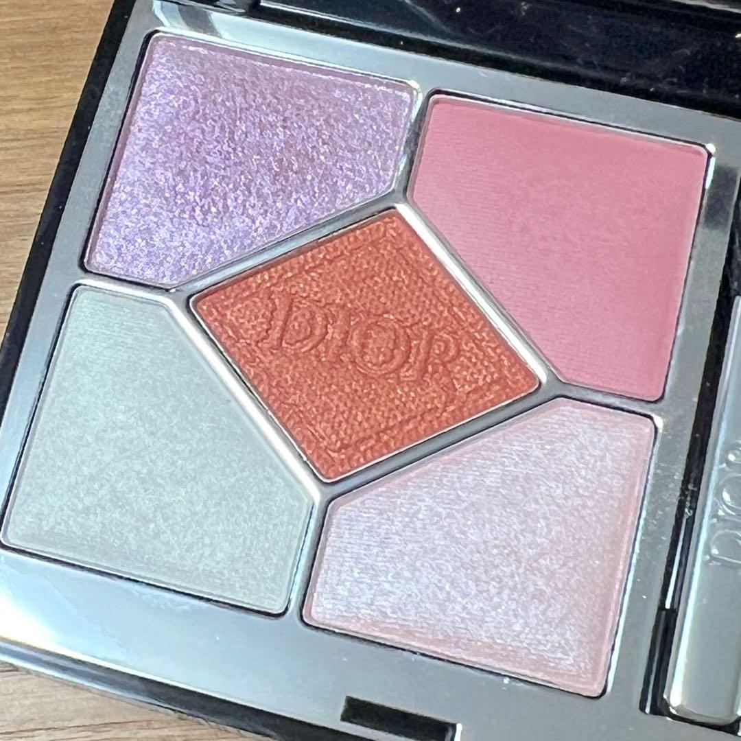 Dior 店舗限定サンククルール/151マシュマロ