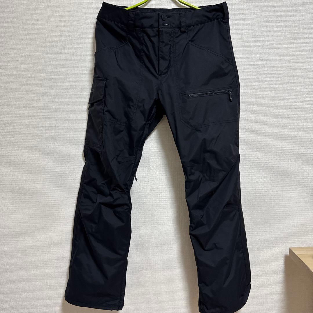 BURTON スノーボードパンツ M 使用数1回