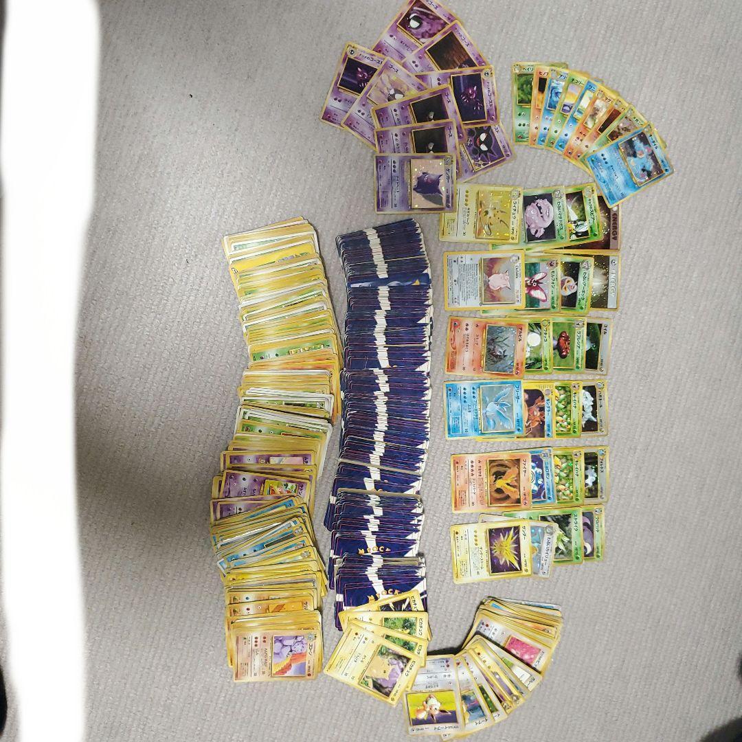 ミ*ル様 (引退)旧裏まとめ売りポケモンカード500枚以上まとめルギアゲンガー