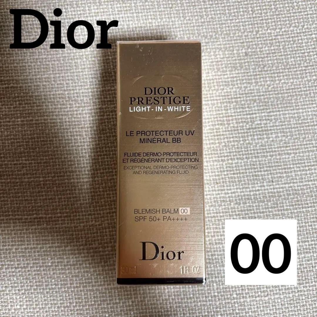 ディオール　プレステージ　ホワイト ル プロテクター UV ミネラル BB