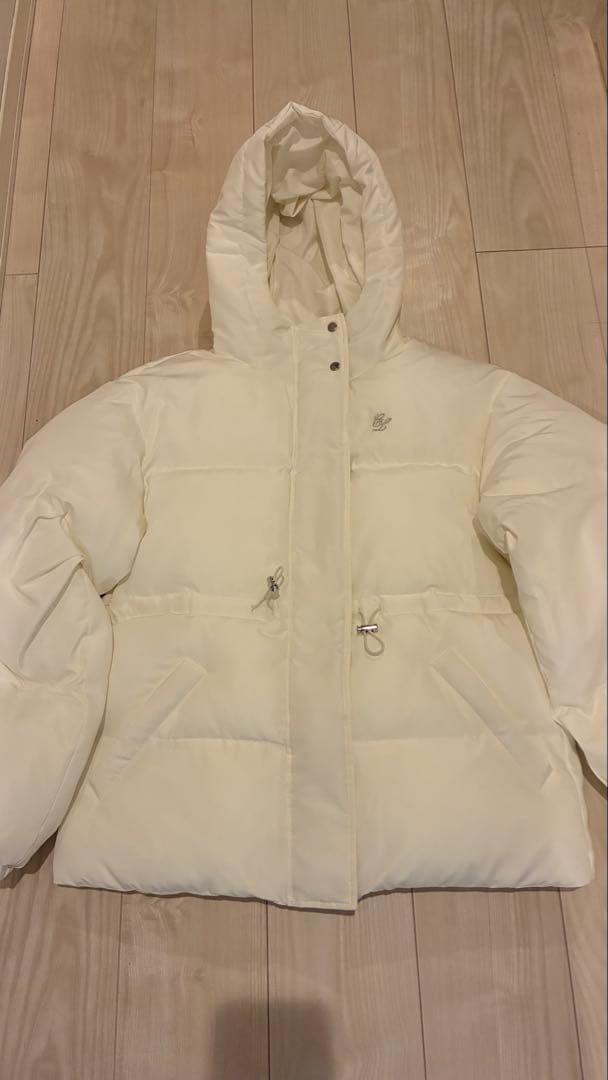CALNAMUR パフショートバックリボンブルゾン ホワイト完売色 - メルカリ