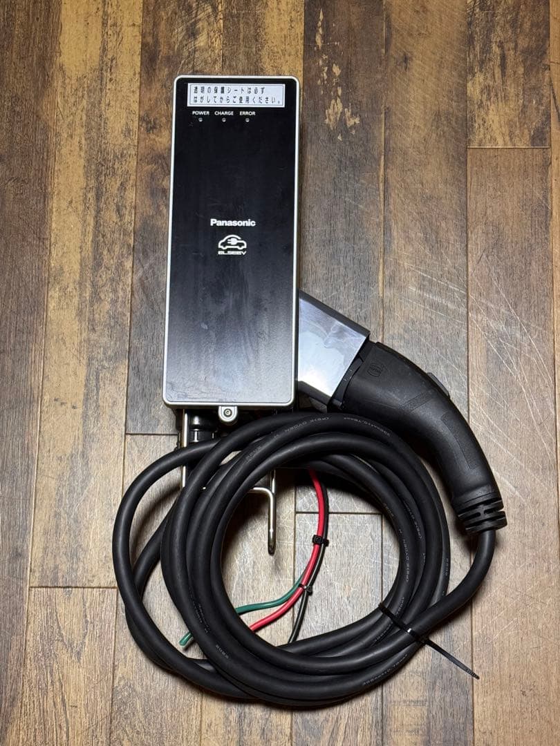 Panasonic EV充電器