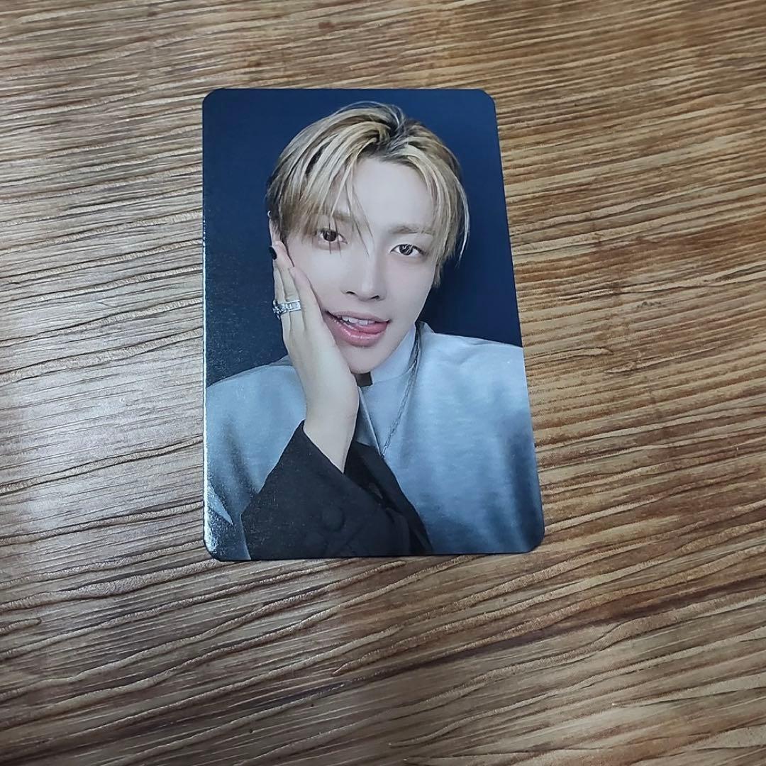 ateez soundwave 予約 特典トレカ ホンジュン - メルカリ