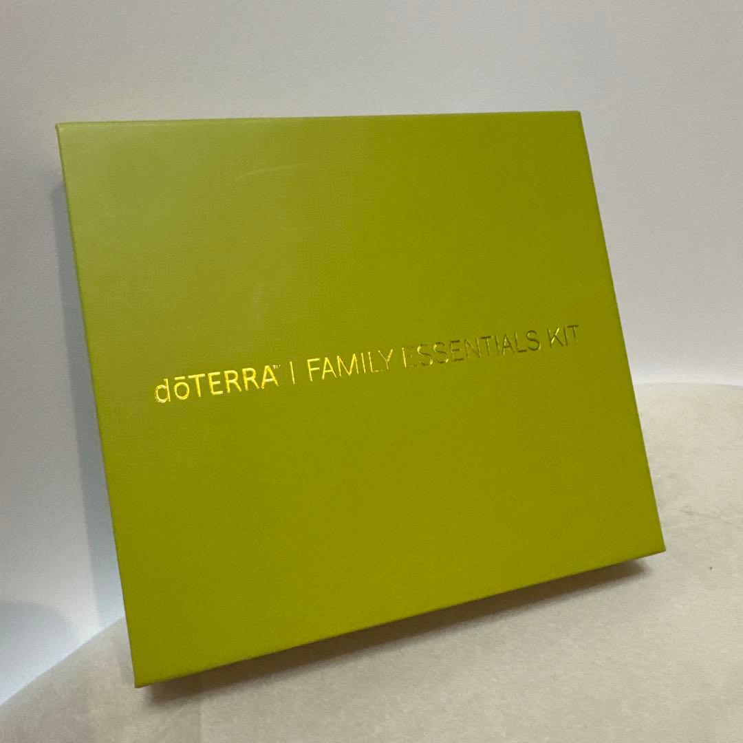 doTERRA ファミリーエッセンシャルキット