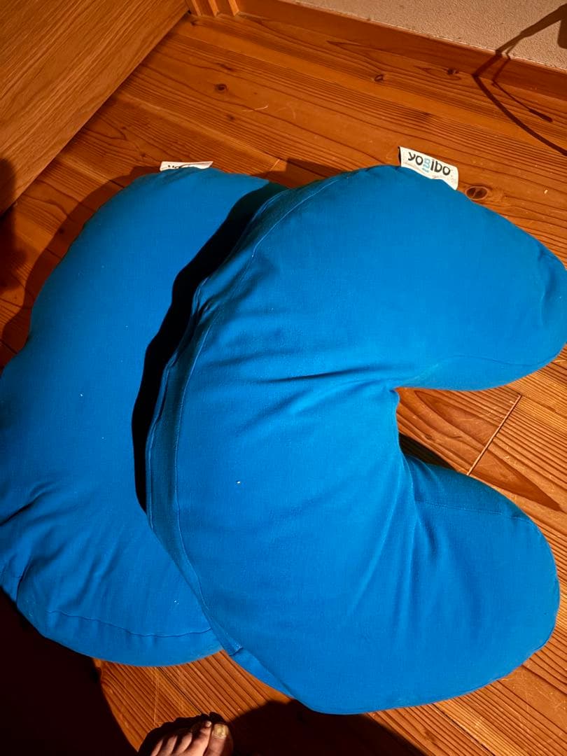 Yogiboビーズクッション×2