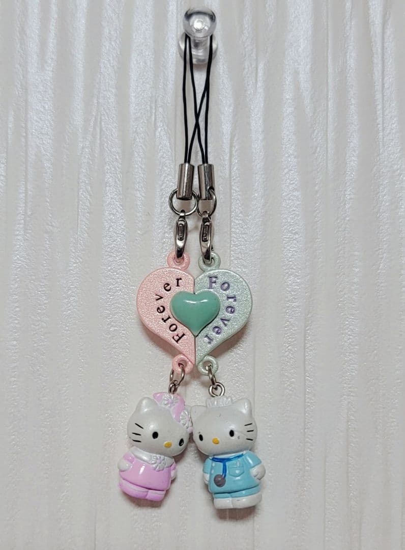 超レア‼️ ご当地　ハローキティ　ディア　ダニエル　ペア　ストラップ　2001年