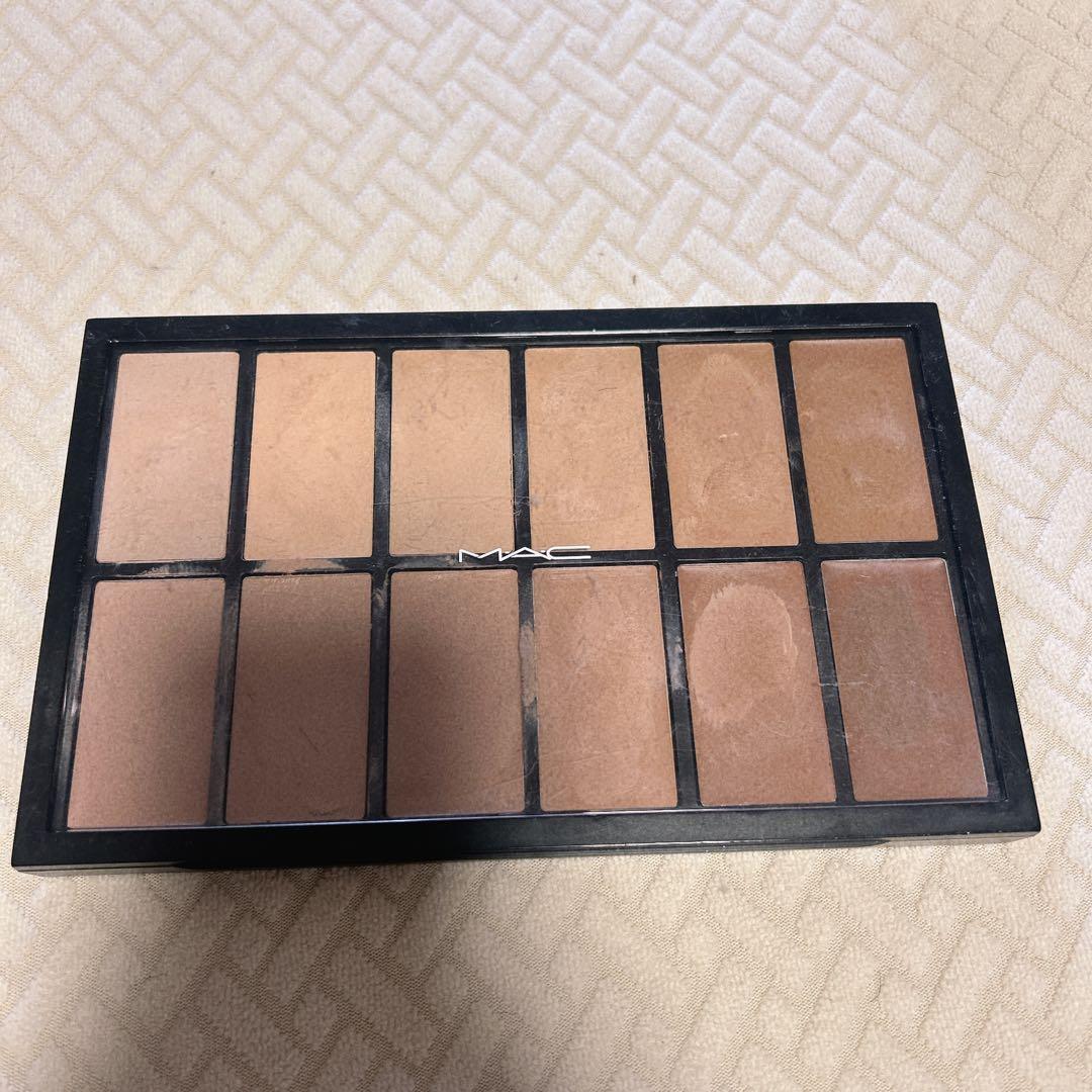 MAC パレットコンシーラー 12色入り