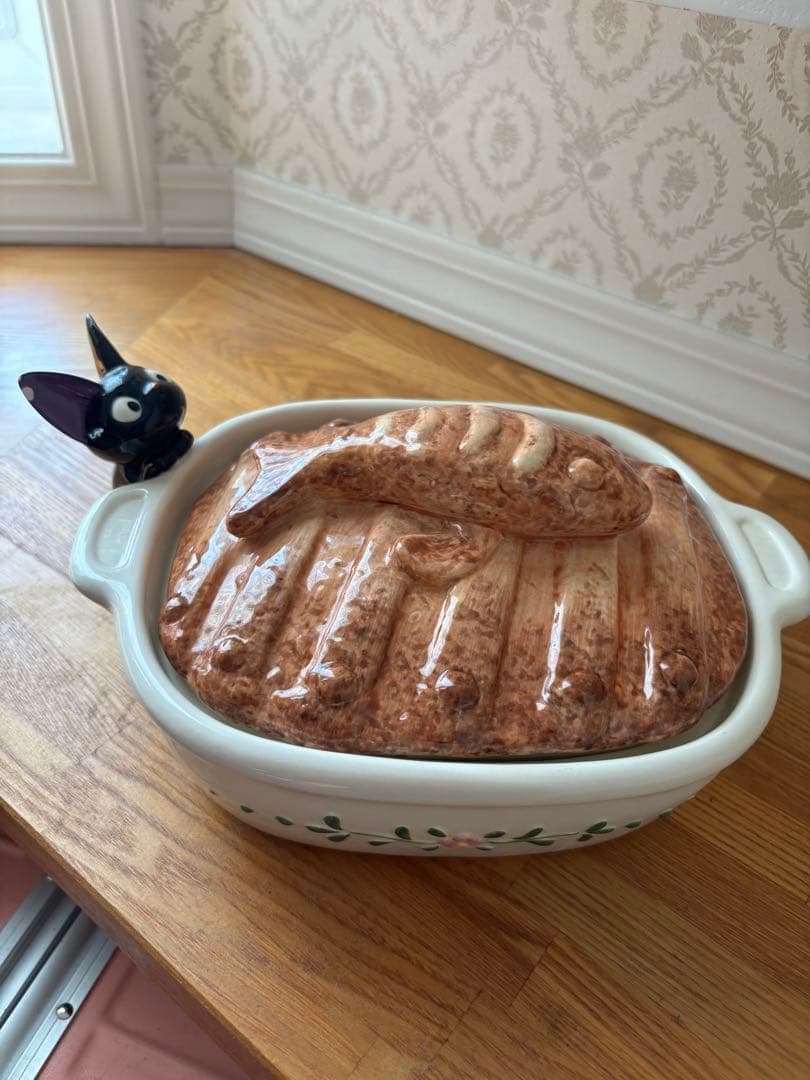 【希少品】魔女の宅急便　ジジのにしんパイ　陶器　キャンディポット