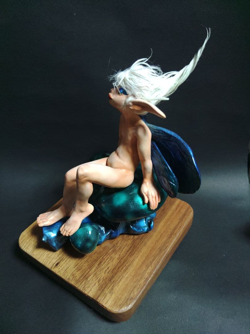 ベルセルク　パック　スタチュウ　ガレージキット完成品　プラモデル　ガッツ