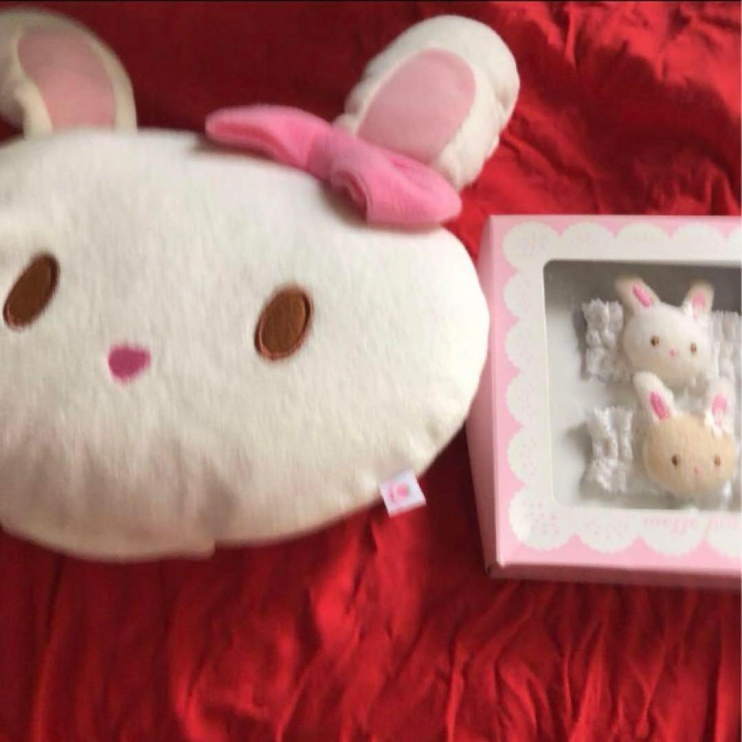 メゾピアノ　未使用　立体うさぎ　ラトル　授乳クッション　出産準備