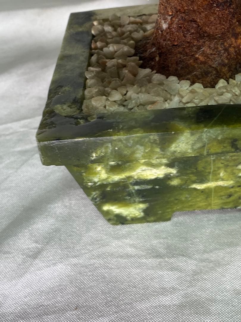 1662❣️ 中国美術 玉桃盆栽 翡翠 瑪瑙 天然石 彫刻 - メルカリ