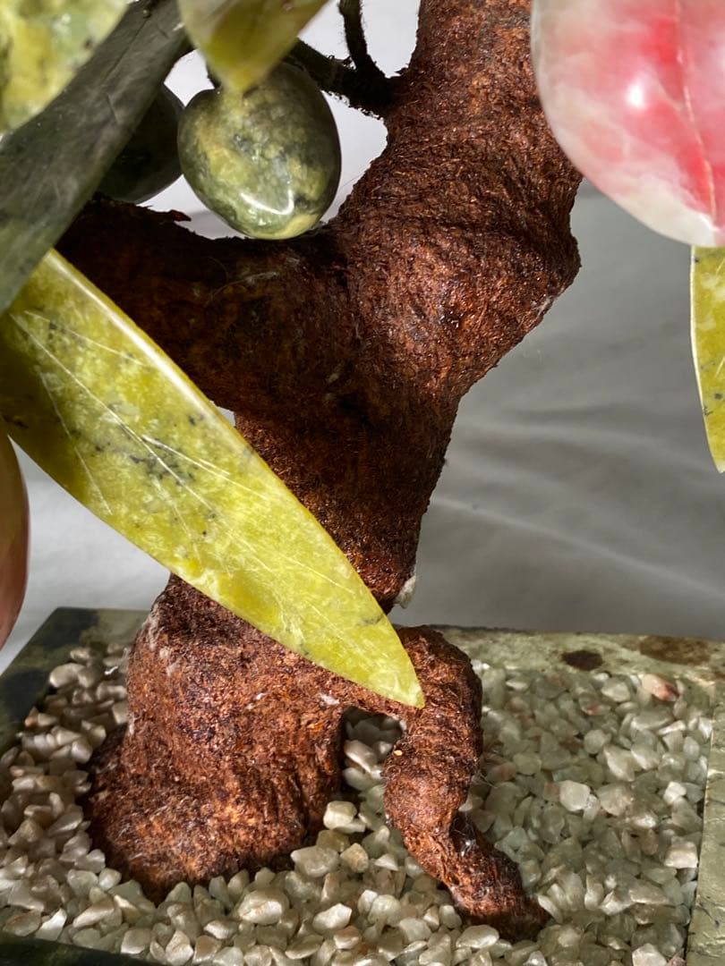 1662❣️ 中国美術 玉桃盆栽 翡翠 瑪瑙 天然石 彫刻 - メルカリ