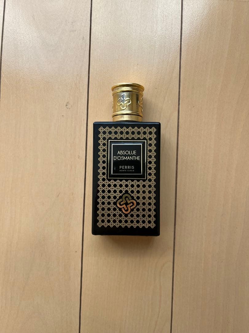 PERRIS ABSOLUE D'OSMANTHE 香水