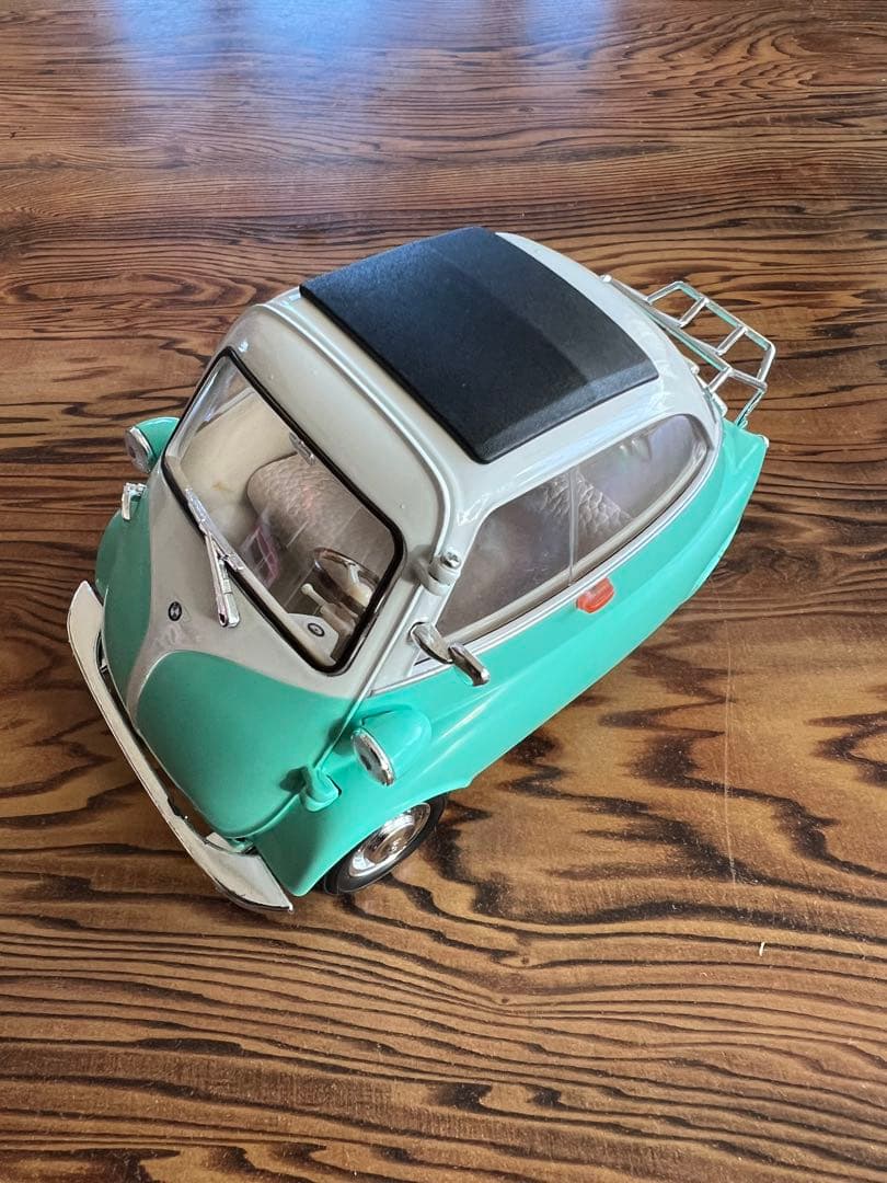  Isetta ミニカー ミントグリーン 1/18