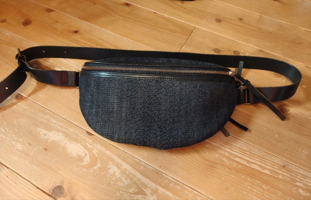 ビーズ屋公ちゃん。 スタルディーボディーバッグ S 美品 革財布・革製品のビーズ屋｜スタルディーボディーバッグ 商品一覧