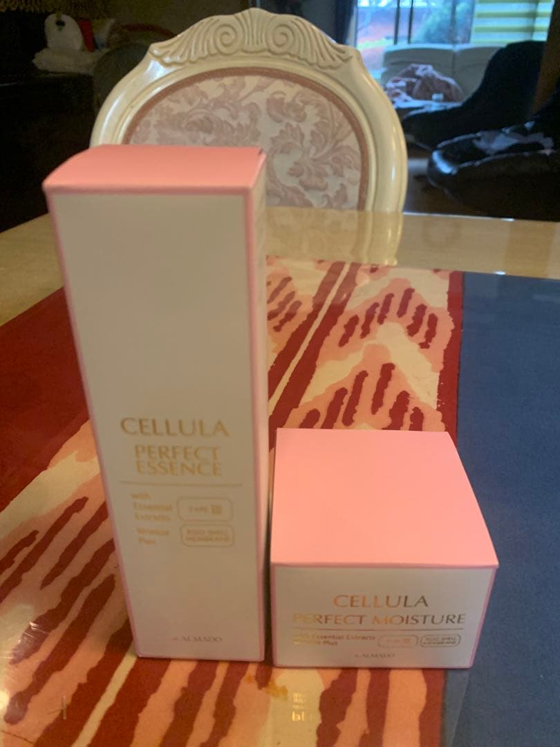 新品未使用　チェルラー2点set