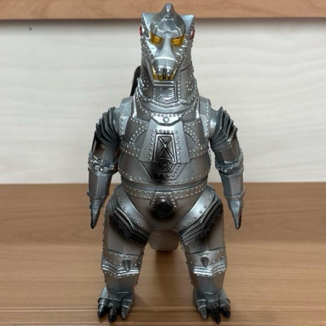 6−2 メカゴジラ 1983 第1期初版 タグ付き‼️目 歯は濃いめの金色‼️ 6ー3 メカゴジラ 1983 第1期初版 タグ付き ‼️目 歯は濃いめの金色